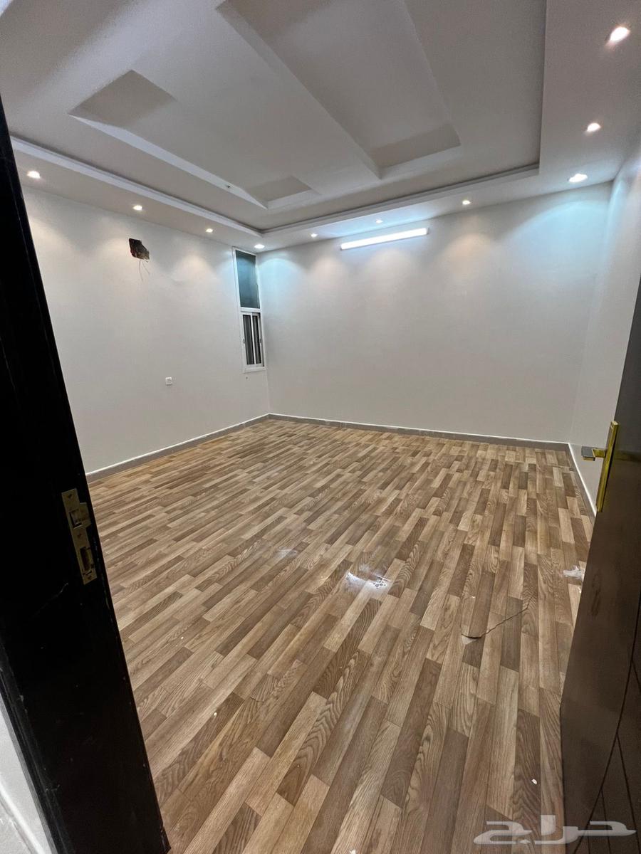 شقة 4 غرف في طويق 9