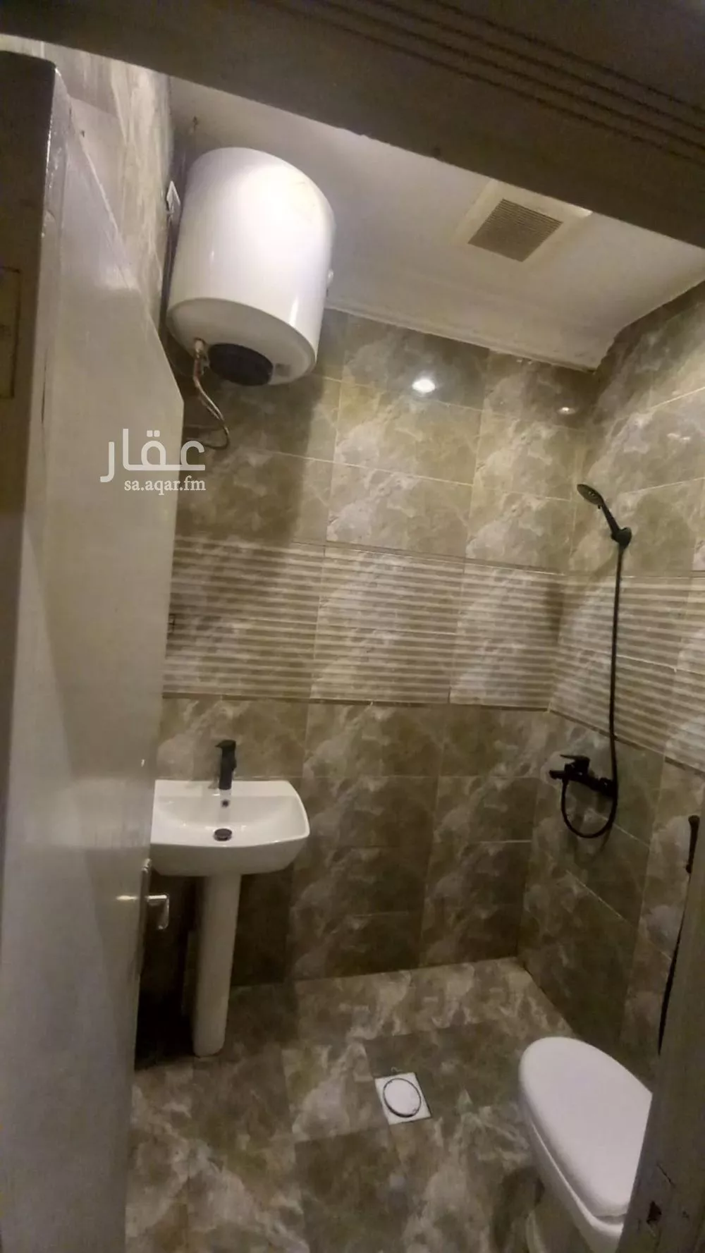 فيلا 1 غرف في القدس 2