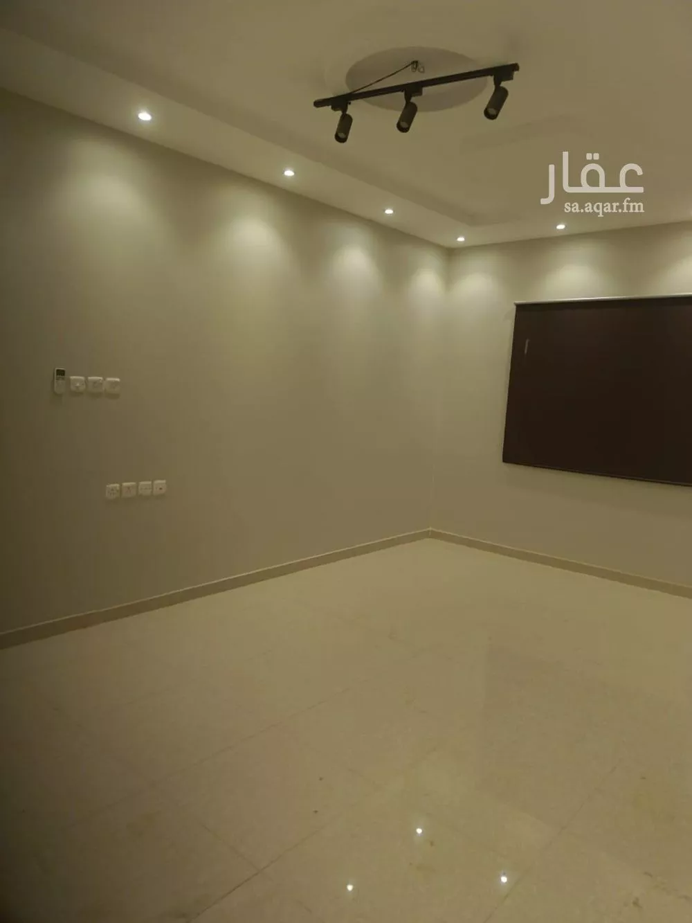 فيلا 1 غرف في النرجس 3