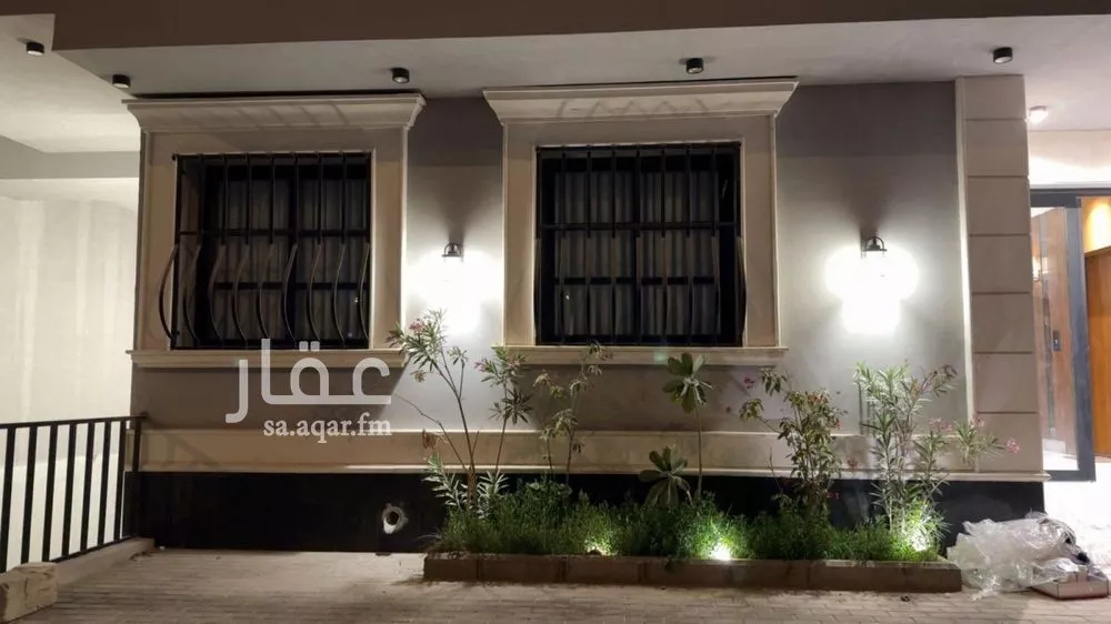 شقة 1 غرف في العارض 5