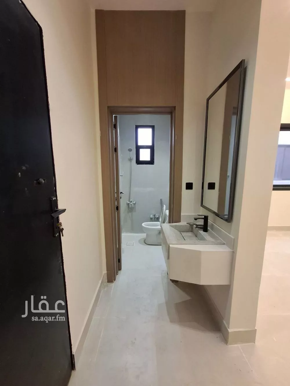 شقة 4 غرف في الشرق 5