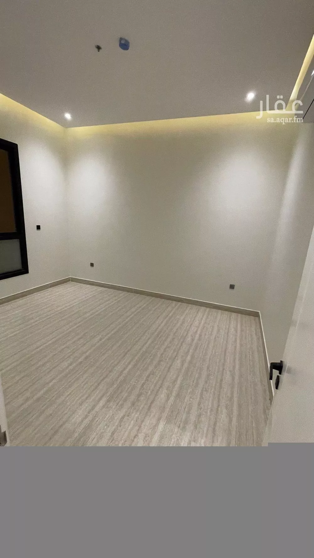 شقة 2 غرف في الرمال 4