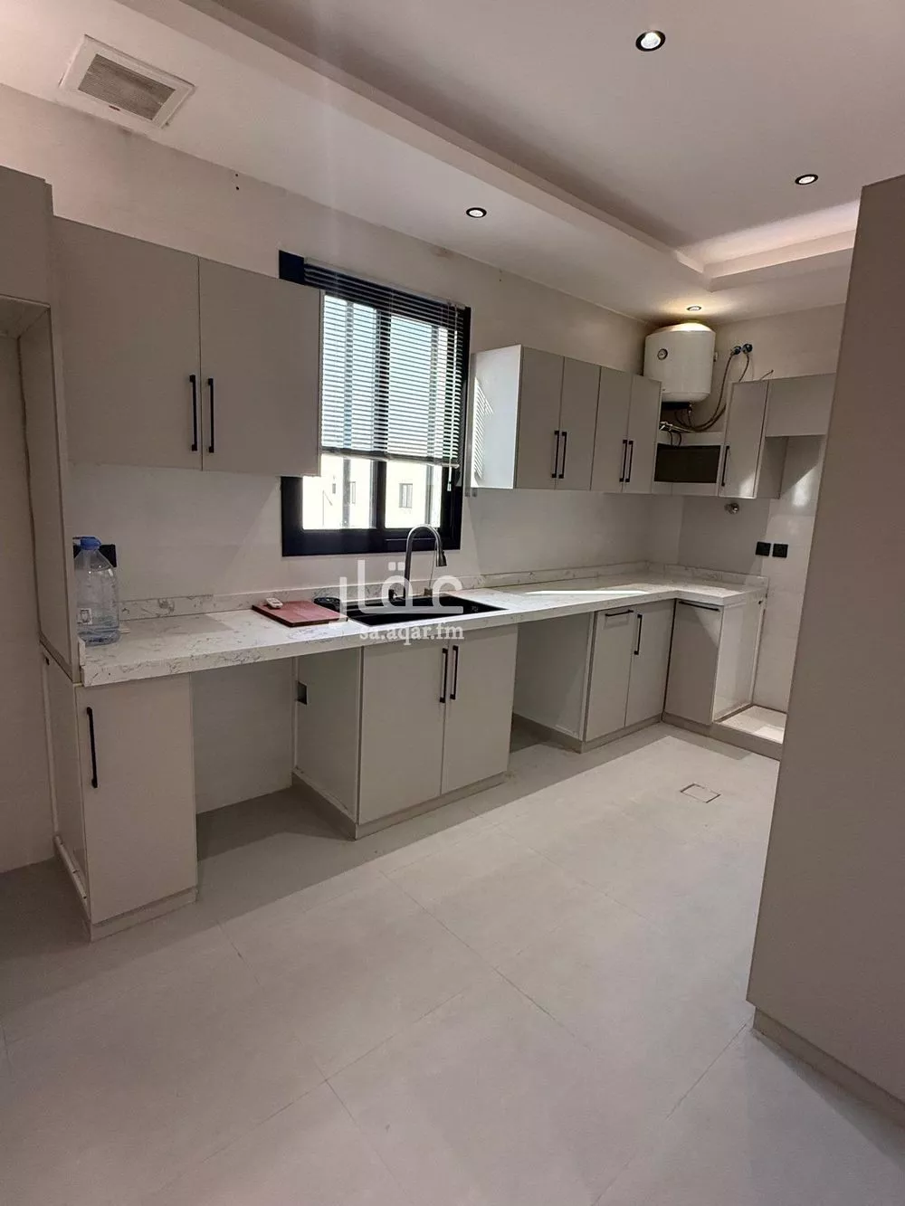 دور 3 غرف في المونسية 9