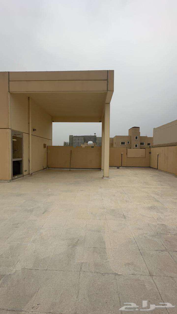 فيلا 6 غرف في الجزيرة 7