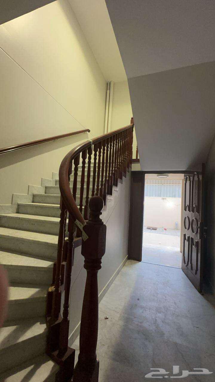 فيلا 6 غرف في الجزيرة 9