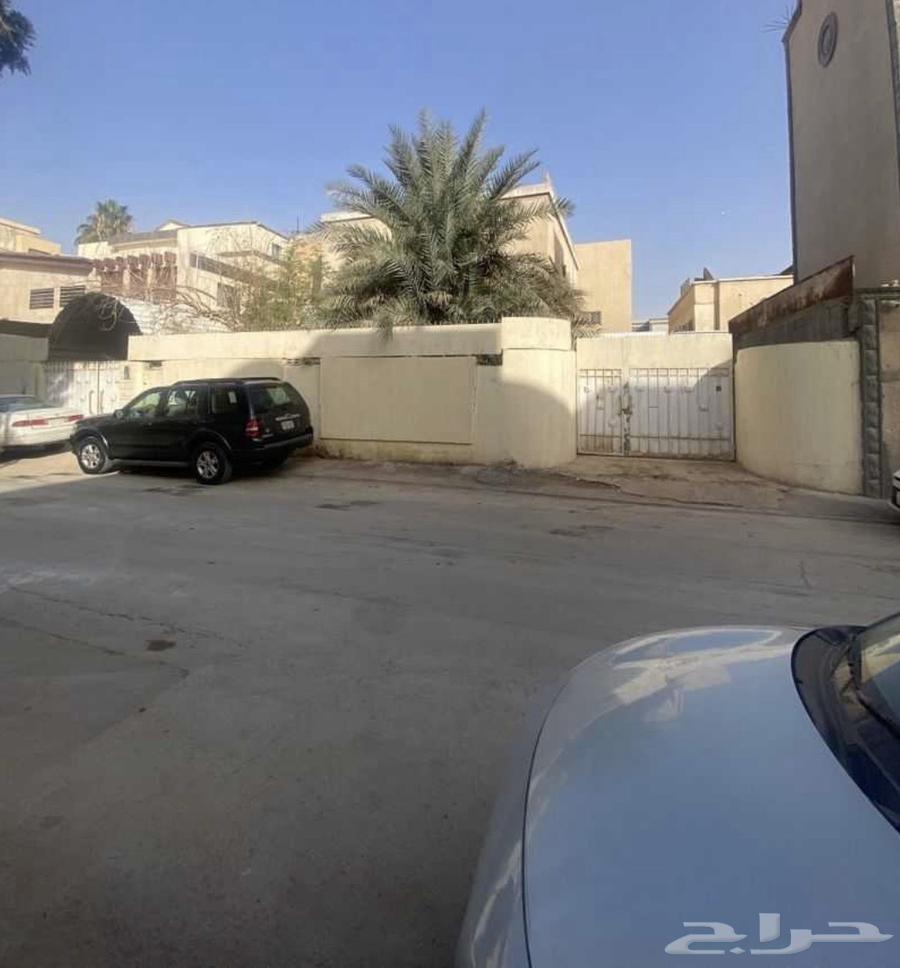 فيلا 5 غرف في الملز 7