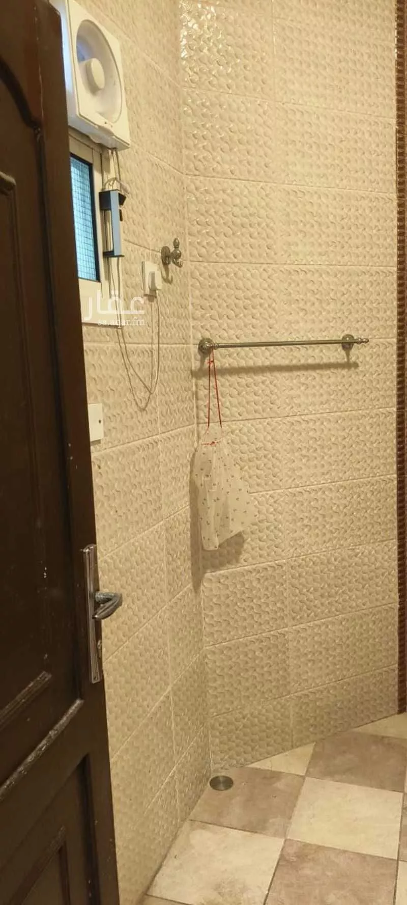 دور 3 غرف في البساتين 24