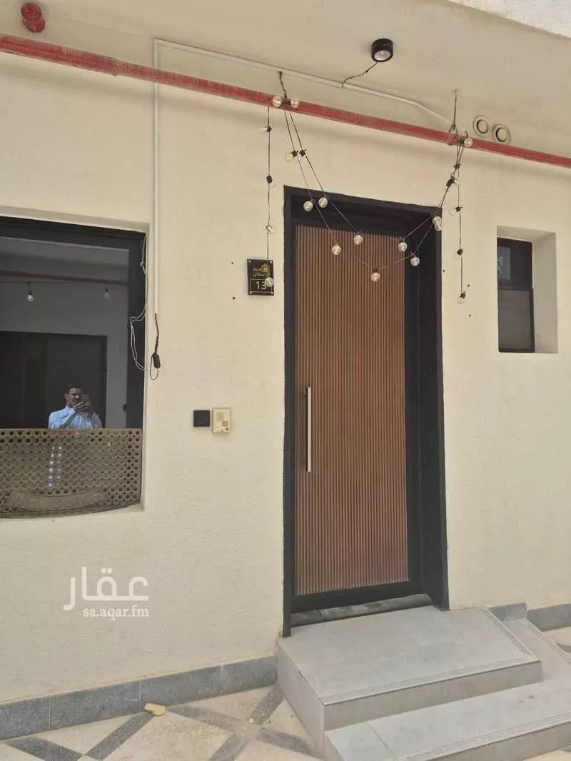 فيلا 4 غرف في العارض 3