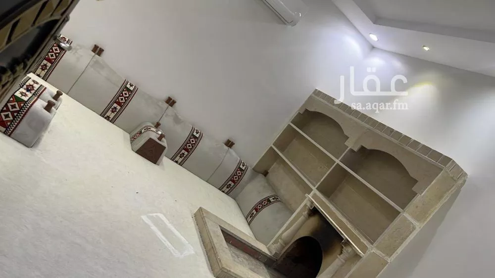 فيلا 4 غرف في الجنادرية 4