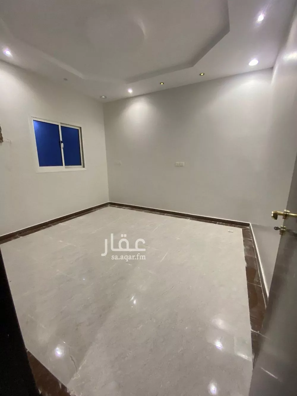 فيلا 4 غرف في الجنادرية 8