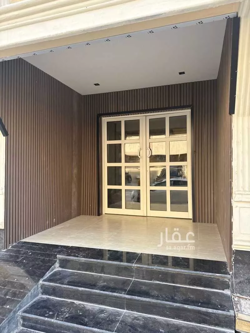 40 bedroom apartment in Al Wizarat 11