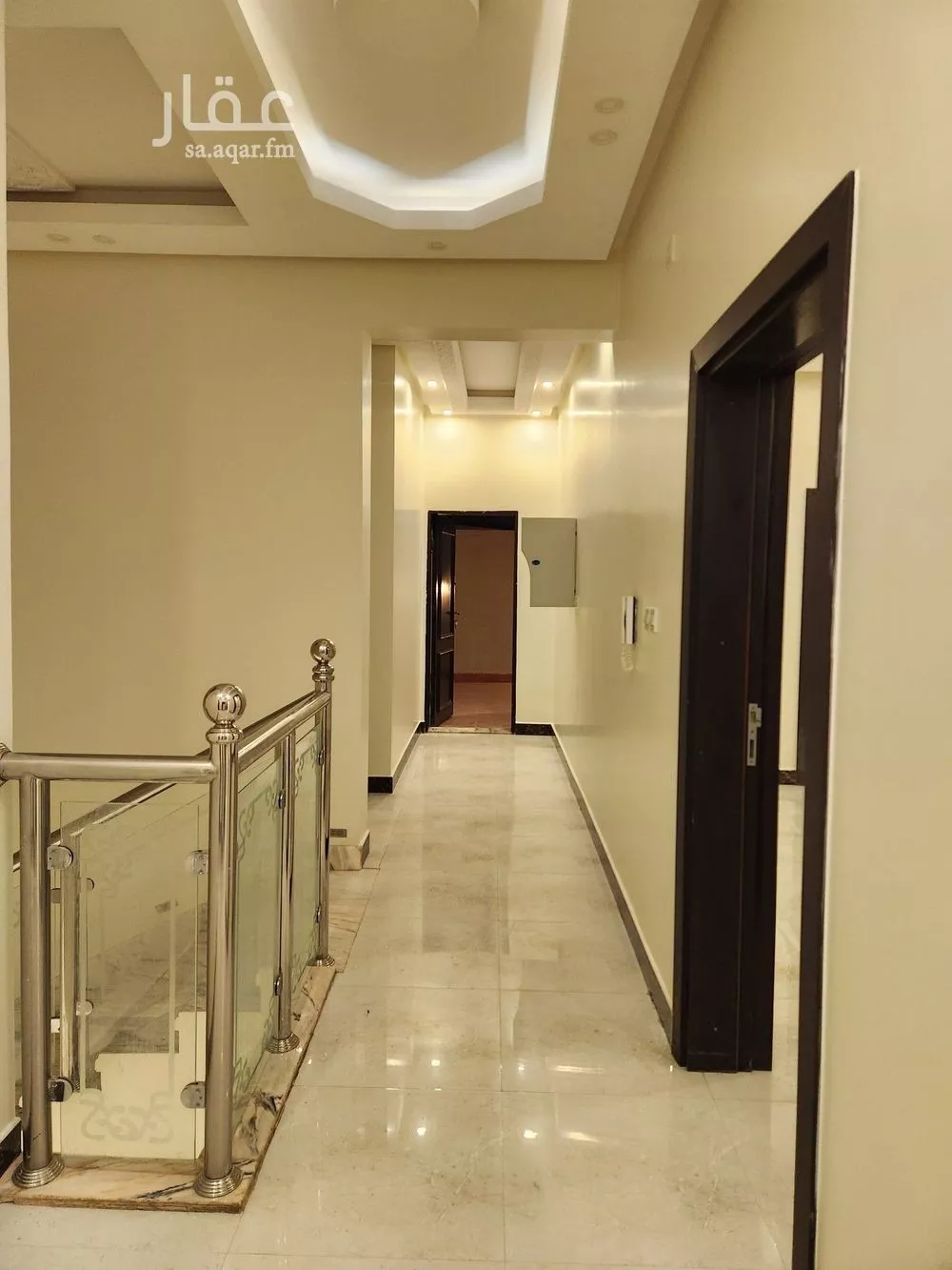 فيلا 7 غرف في الملك عبدالله 4