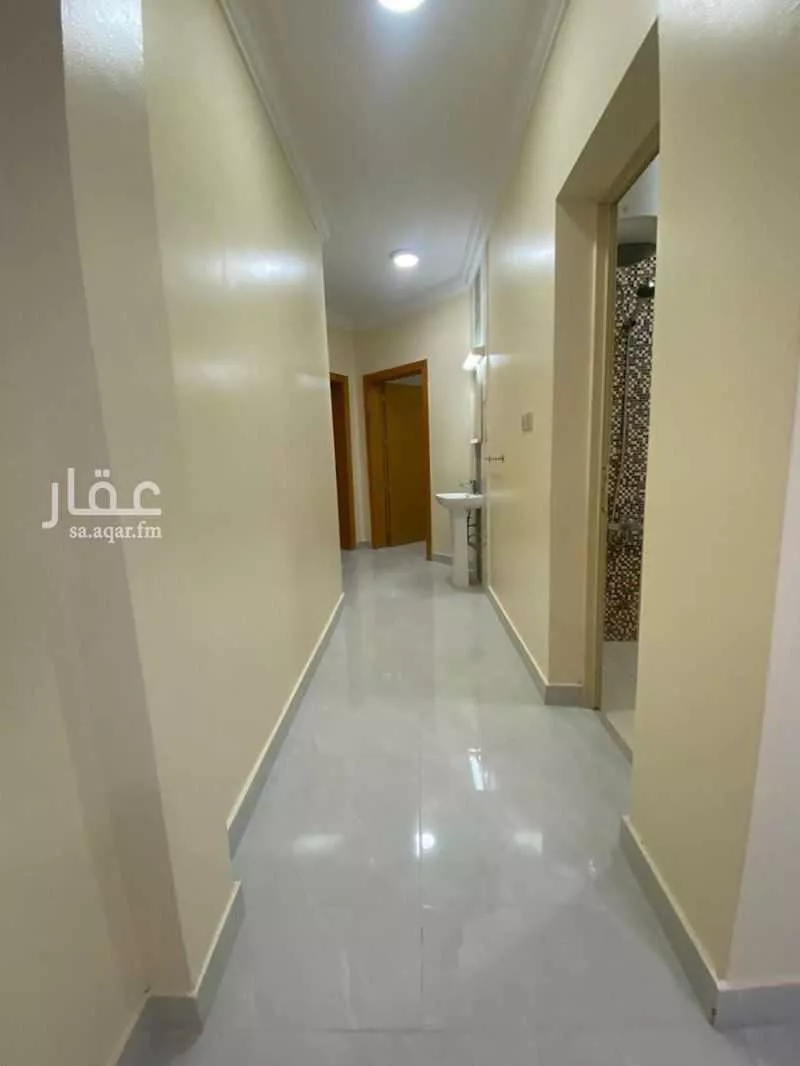 شقة 4 غرف في ضاحية الملك فهد 2