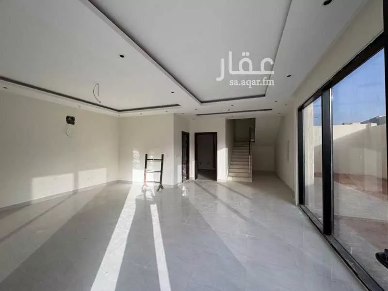 فيلا 4 غرف في الجنادرية 8