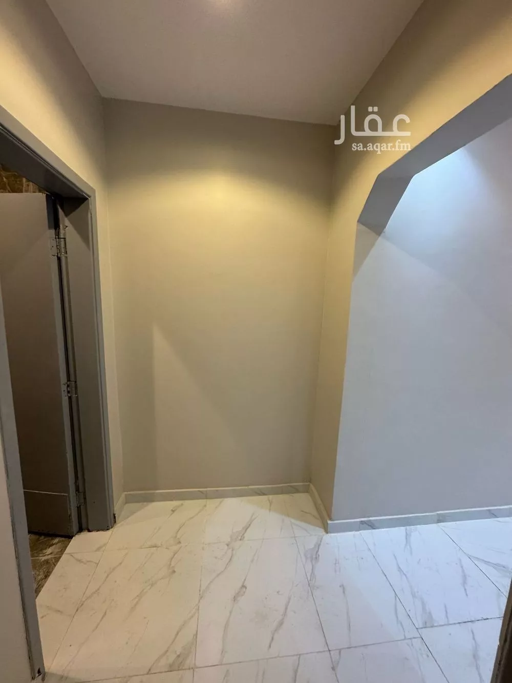 شقة 1 غرف في الخليج 2