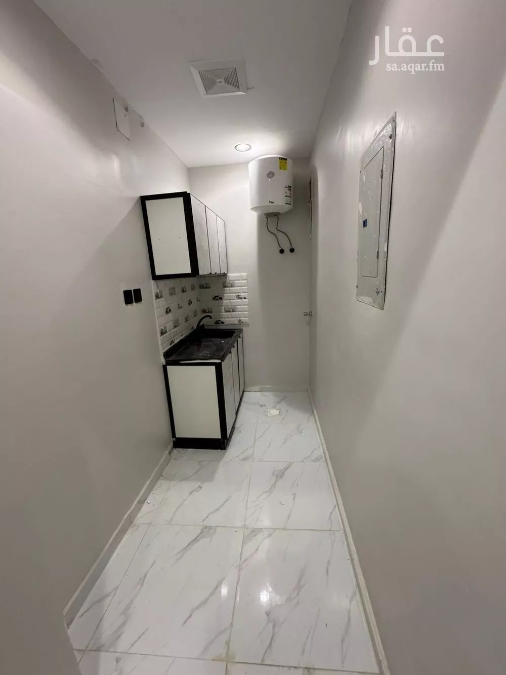 شقة 1 غرف في الخليج 5