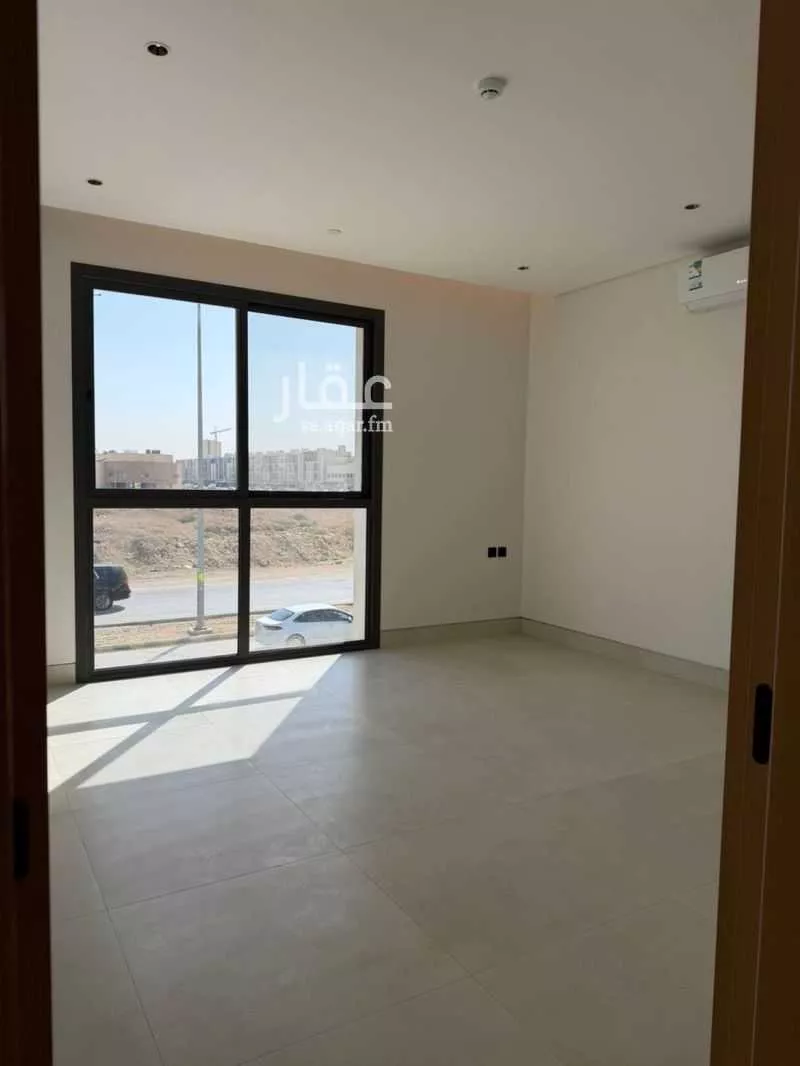 3 bedroom apartment in Al Qairawan 4