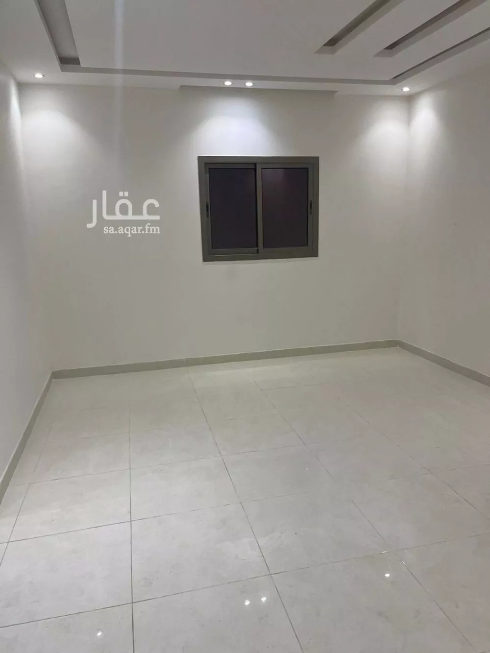 شقة 4 غرف في الرمال 4