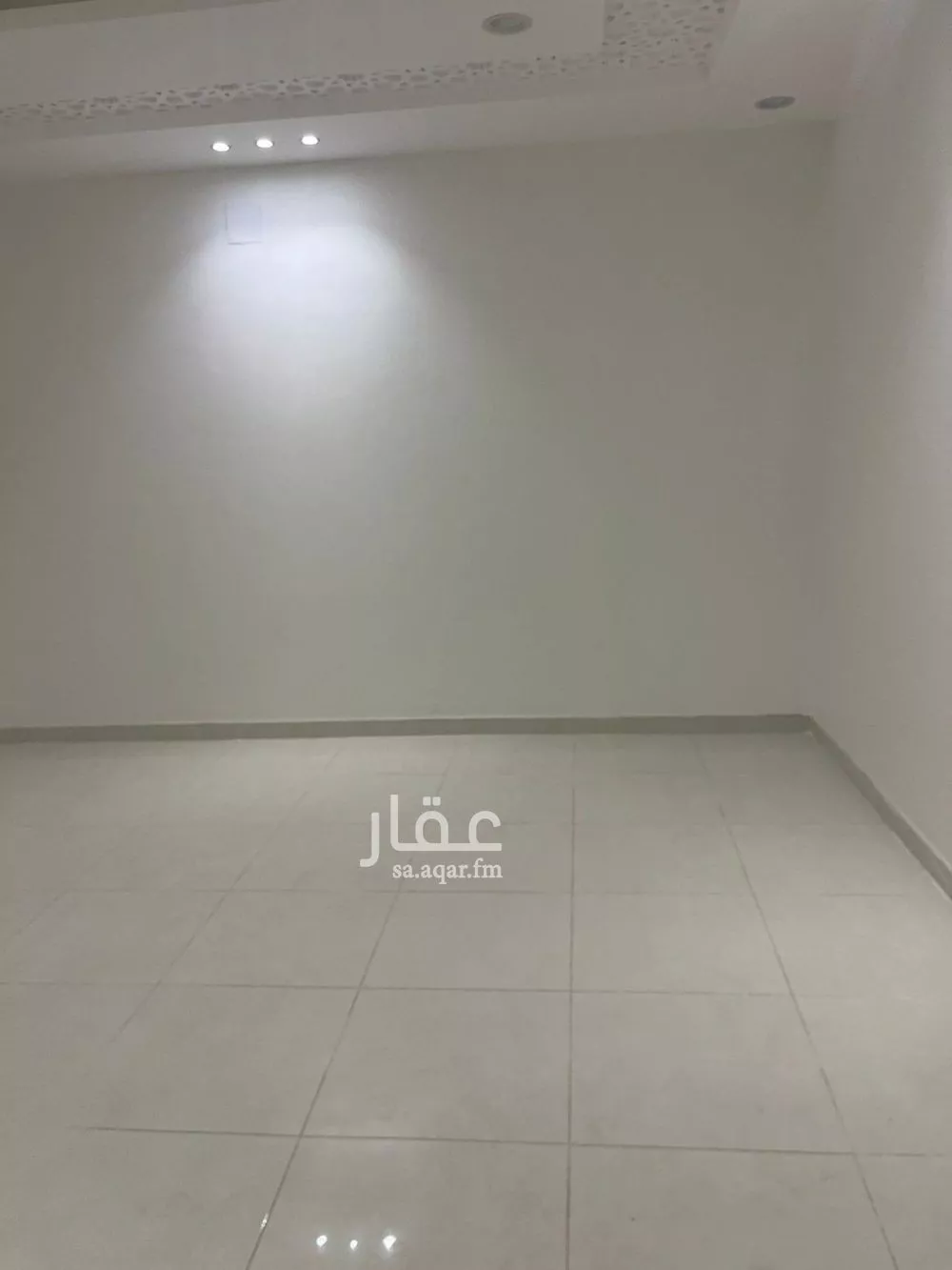 شقة 4 غرف في الرمال 6