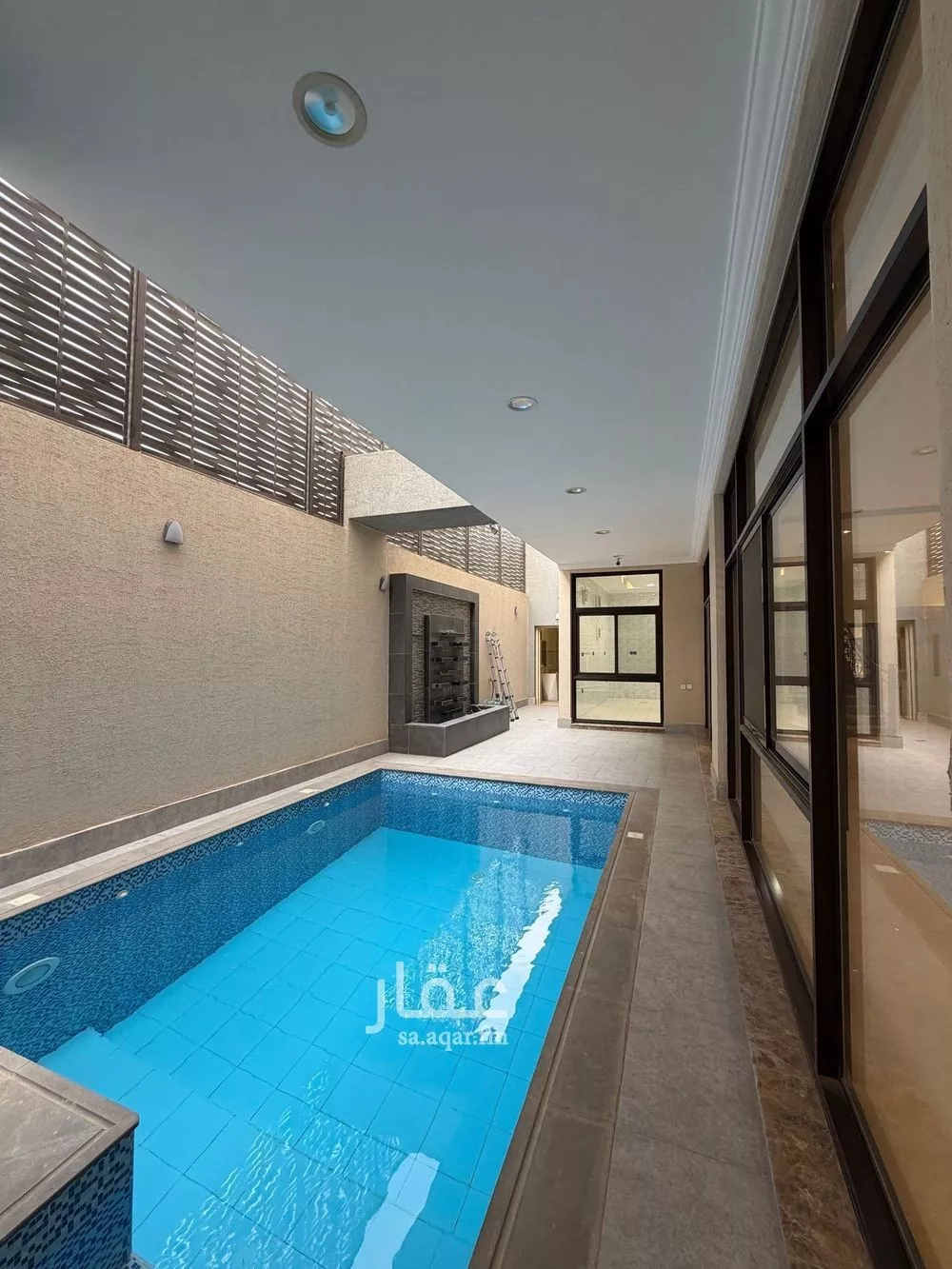 فيلا 6 غرف في اللؤلؤ 5