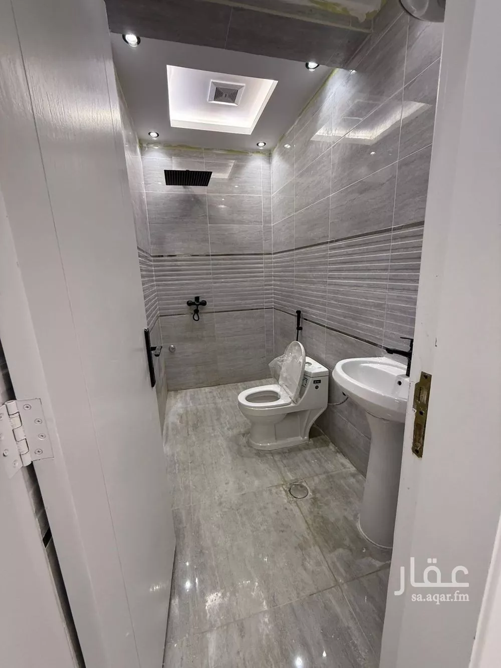 شقة 1 غرف في الازدهار 5