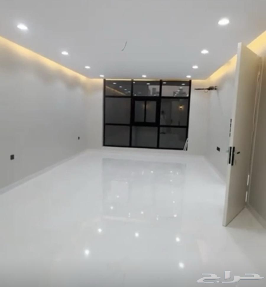 فيلا 8 غرف في ولي العهد 2