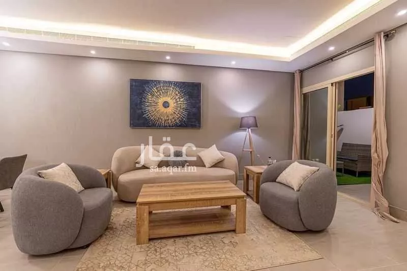 شقة 3 غرف في الملقا 8