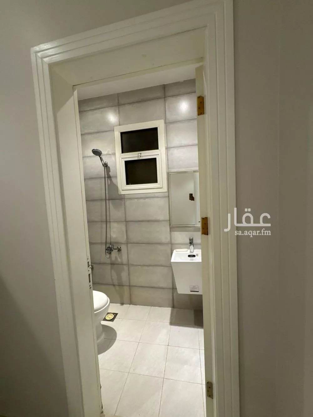 شقة 3 غرف في العارض 8