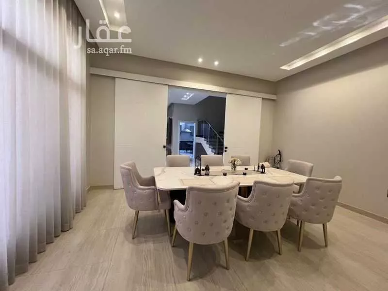 فيلا 5 غرف في الرمال 7