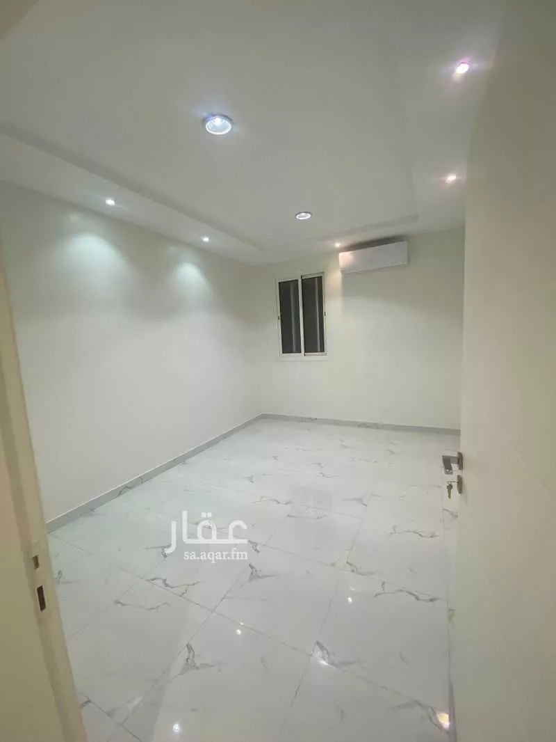 شقة 4 غرف في العارض 3