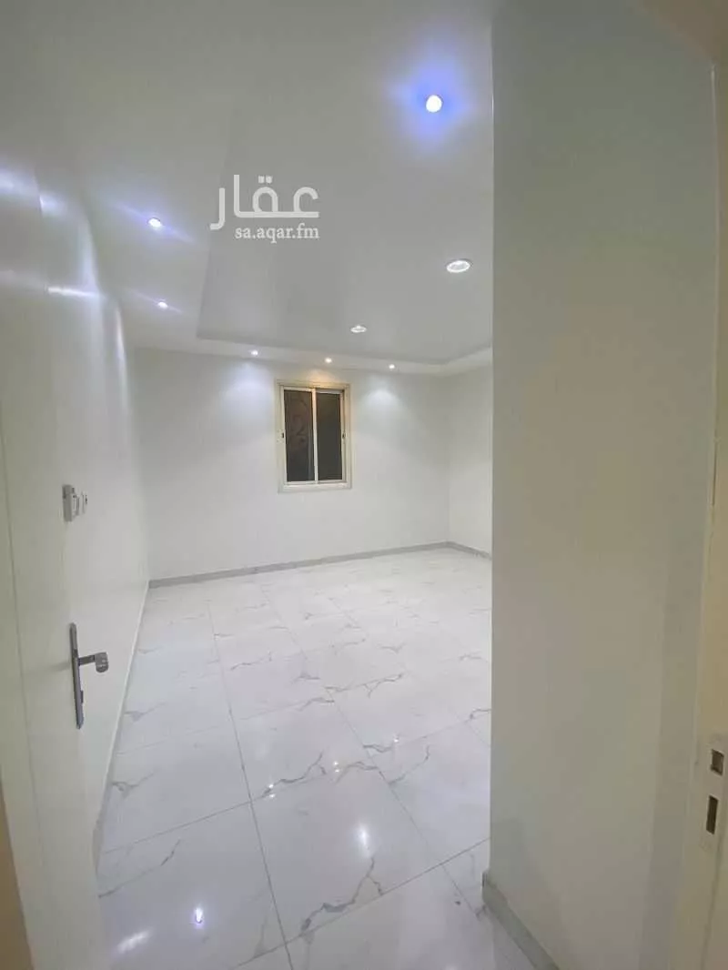 شقة 4 غرف في العارض 4