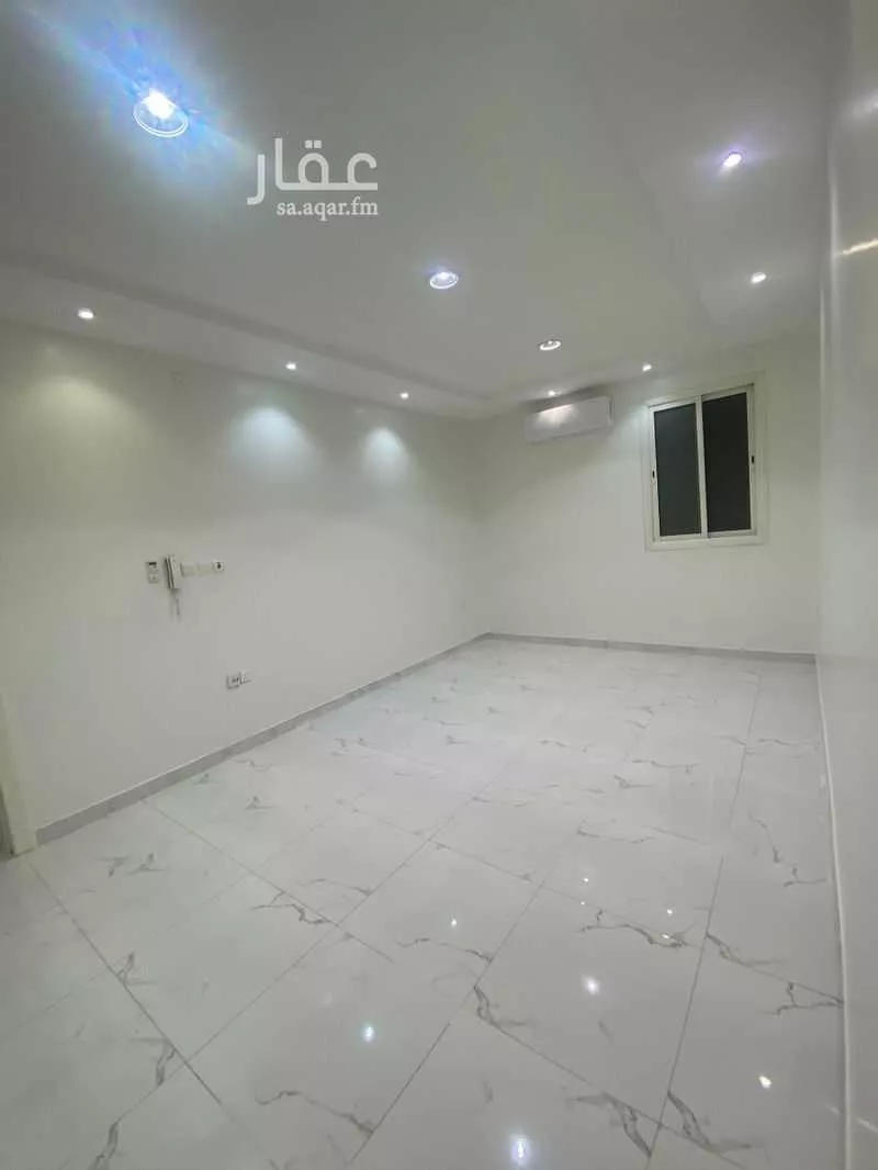 شقة 4 غرف في العارض 8