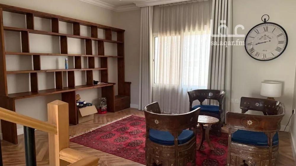 فيلا 5 غرف في البحيرة 15