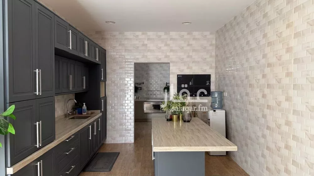 فيلا 5 غرف في البحيرة 16