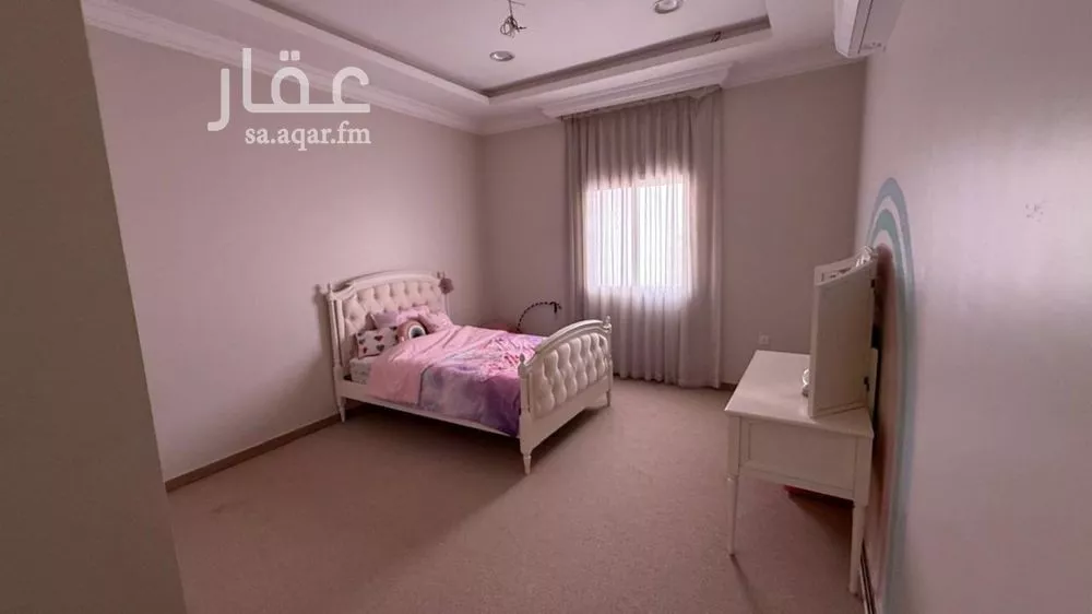 فيلا 5 غرف في البحيرة 17