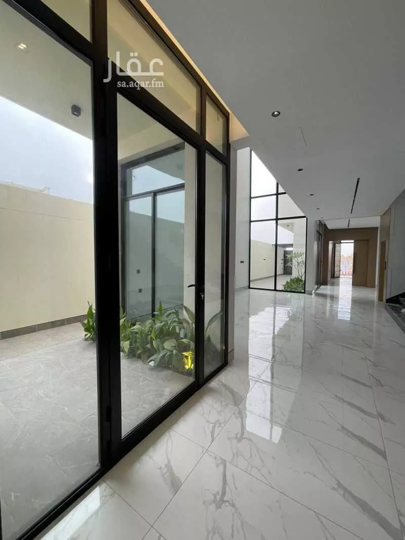 فيلا 5 غرف في النرجس 4