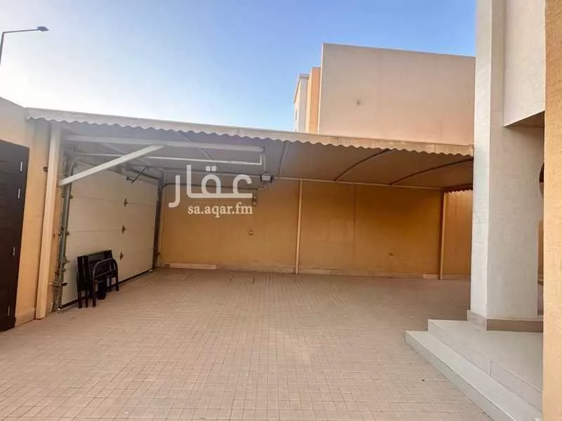 فيلا 6 غرف في الياسمين 7