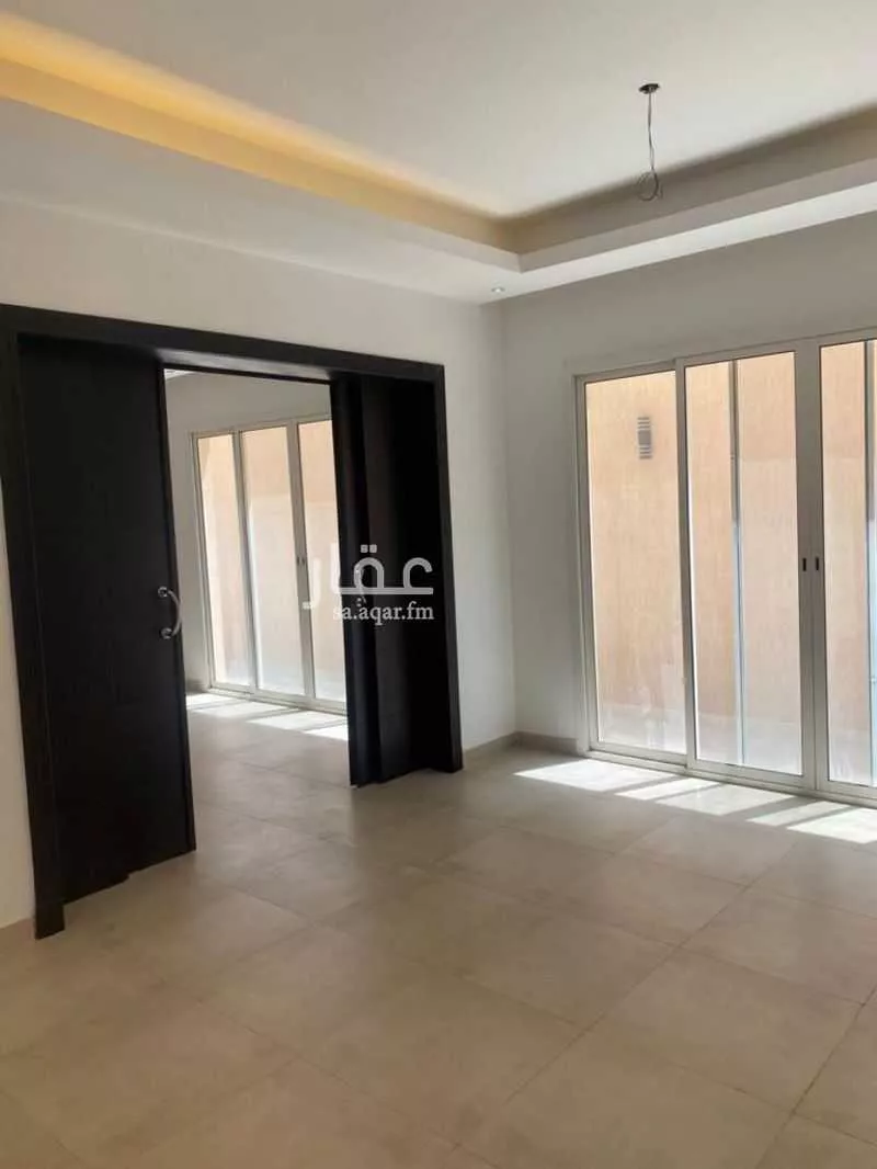 فيلا 3 غرف في العارض 13