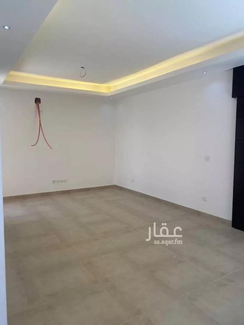 فيلا 3 غرف في العارض 5