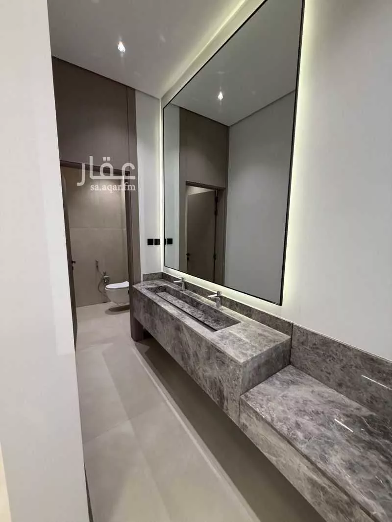 فيلا 5 غرف في الملقا 16