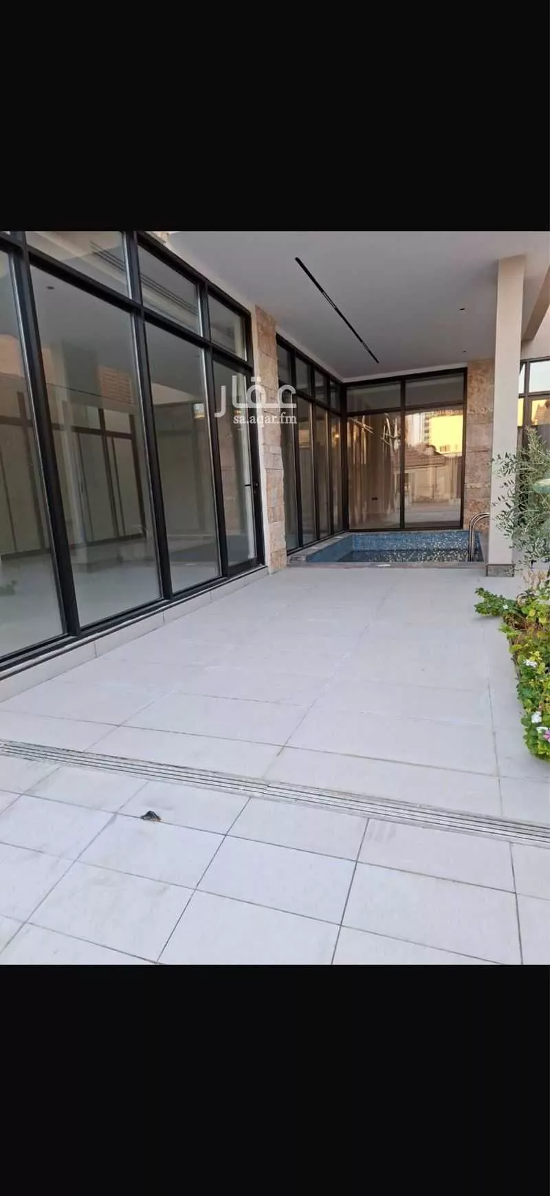 فيلا 5 غرف في الملقا 4