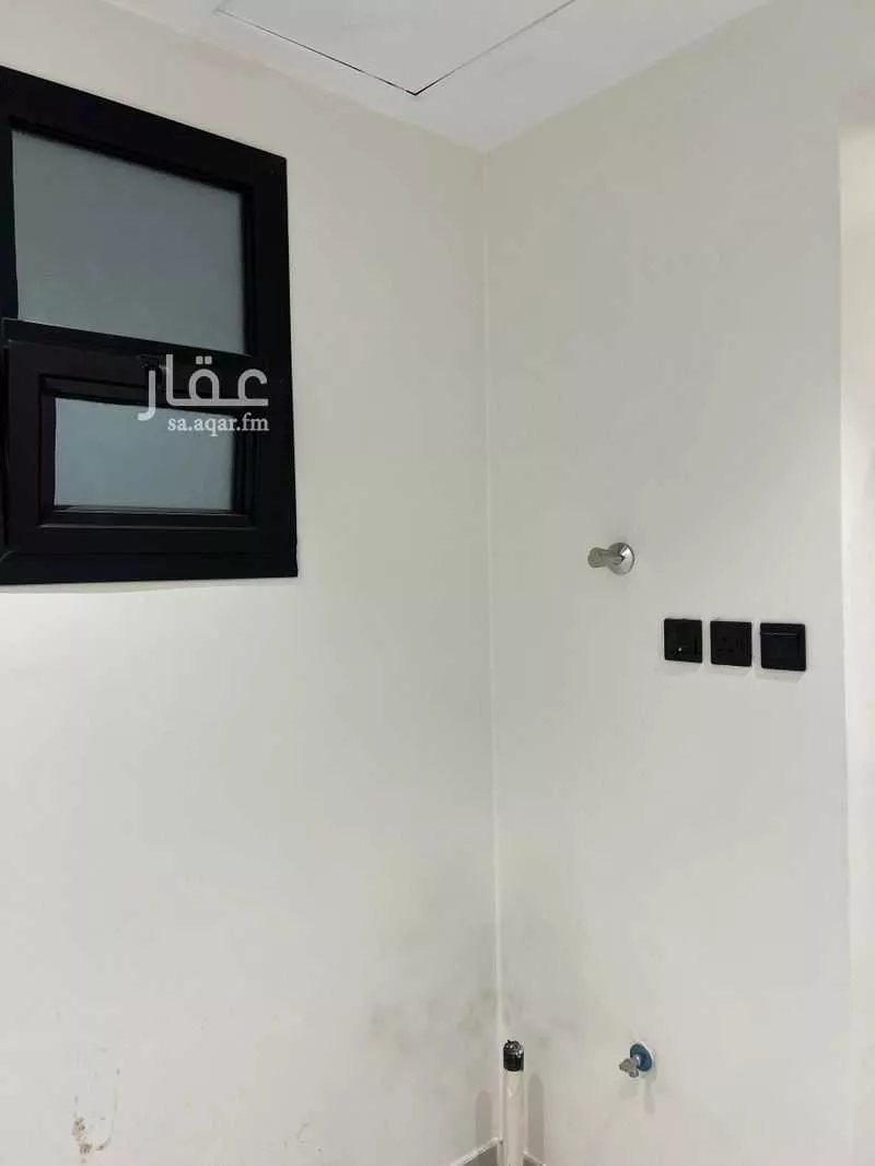 شقة 5 غرف في السعادة 12