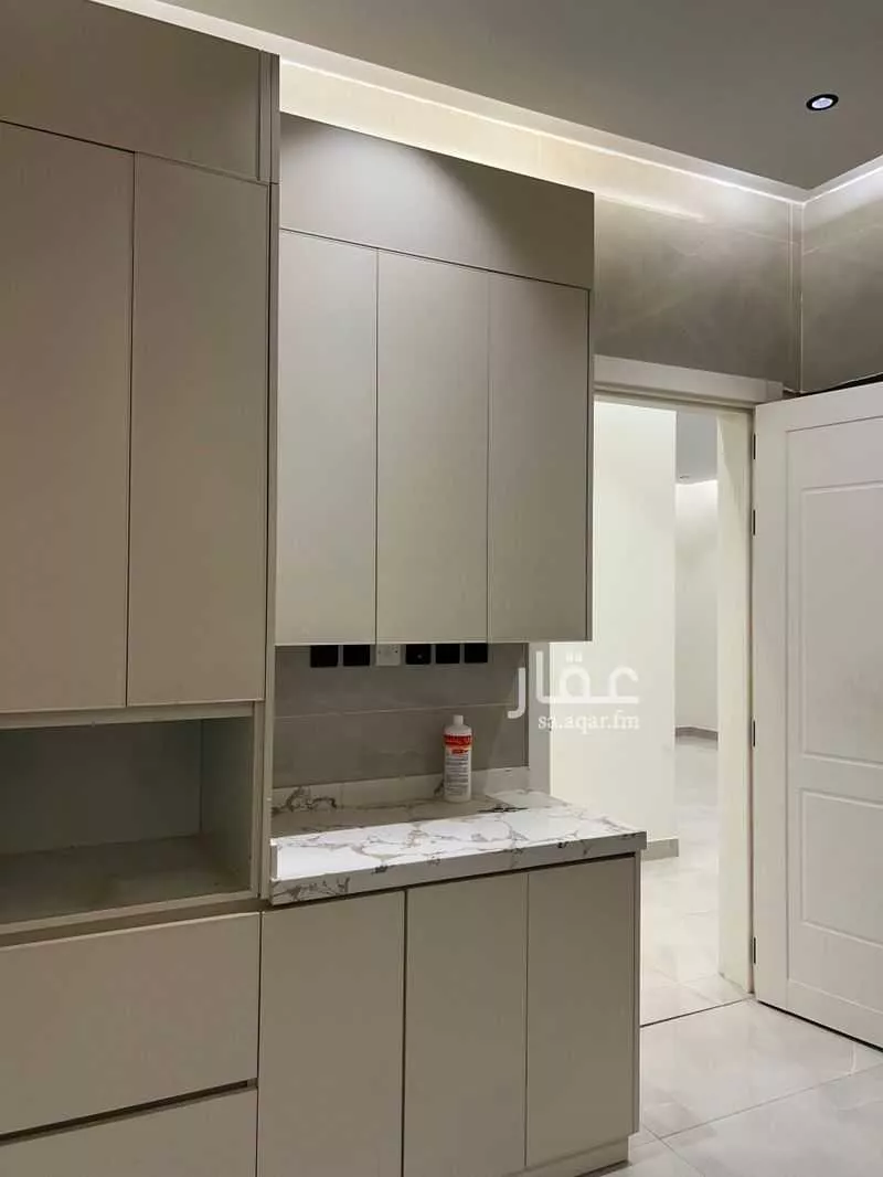 شقة 5 غرف في السعادة 13