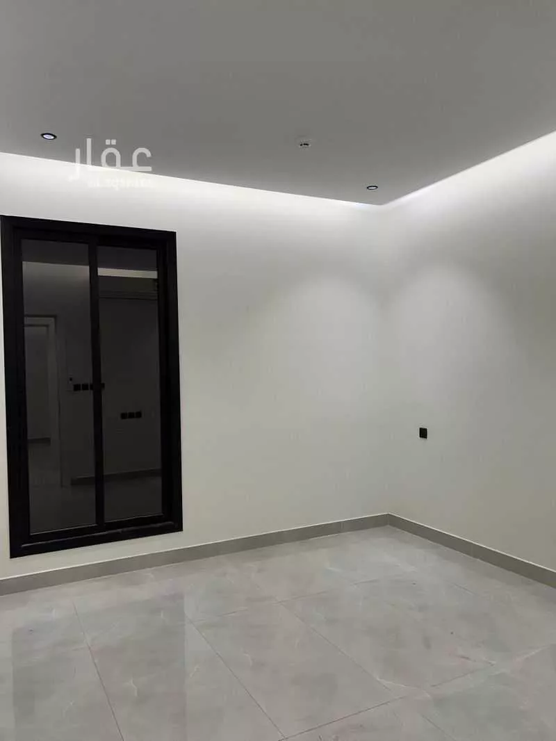 شقة 5 غرف في السعادة 5