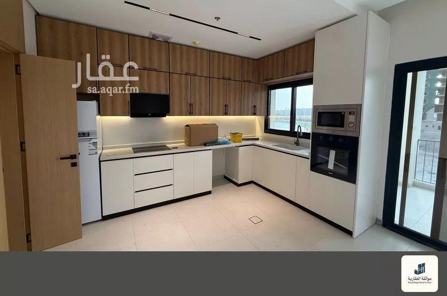 3 bedroom apartment in Al Hamra 9