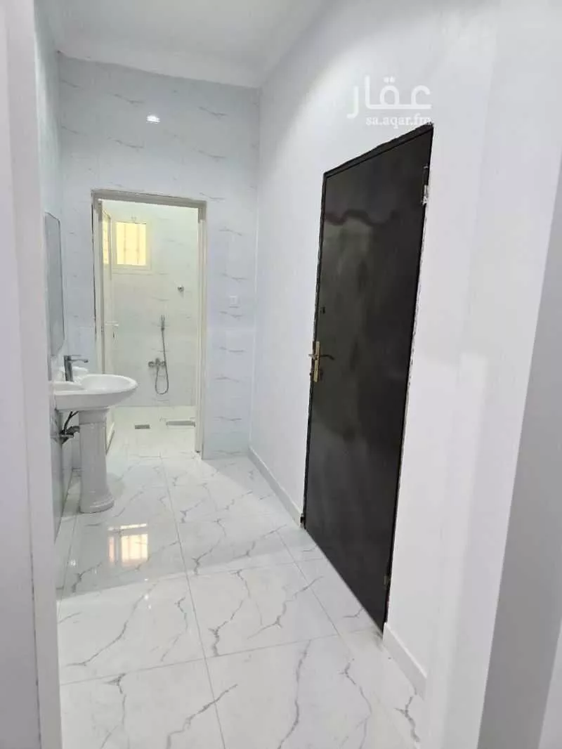 4 bedroom floor in Al Manar 6