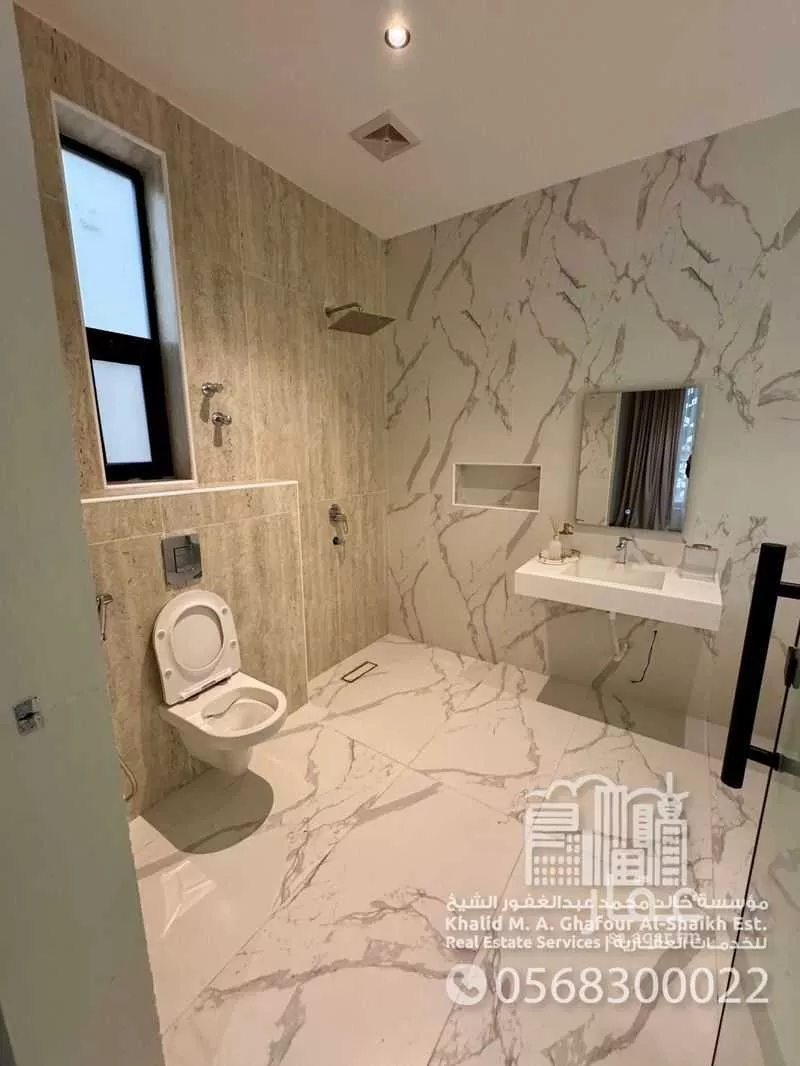 فيلا 5 غرف في السيف 14