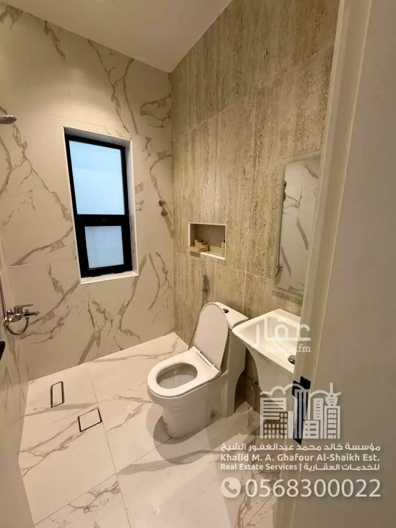 فيلا 5 غرف في السيف 18