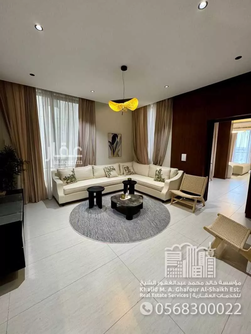 فيلا 5 غرف في السيف 9