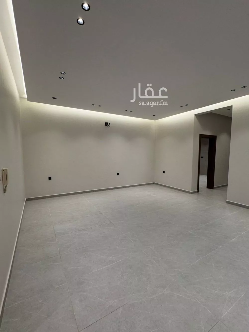 5 bedroom floor in Ash Sharq 7